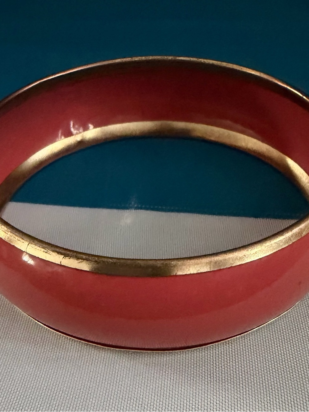 Vintage Retro Gold-Trim Coral Enamel Bangle Bracelet - Women's Jewelry